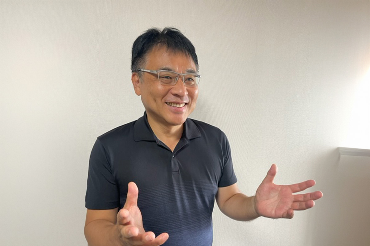 【インタビュー】岩崎よしひさコーチ「英語ディベートを使ってビジネス英語を身につける。世界で活躍するための英語コーチング」
